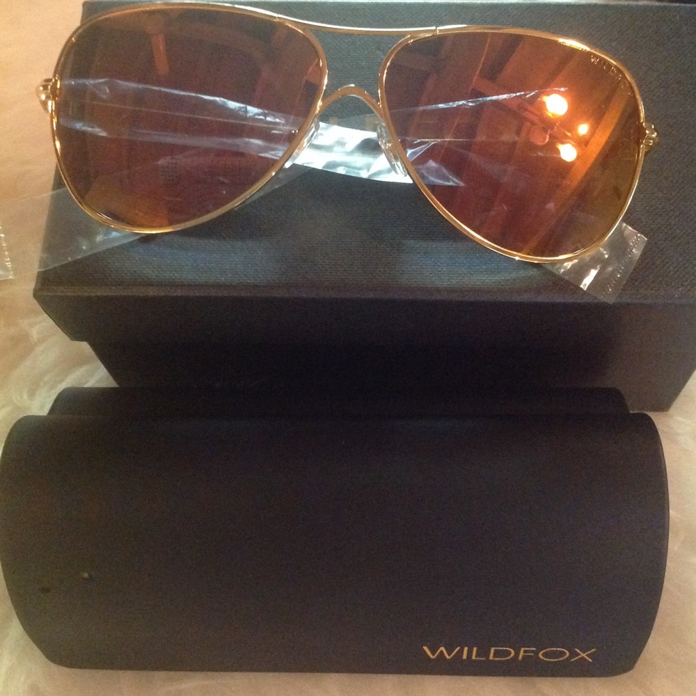 WILDFOX airfox pink lense sunnies